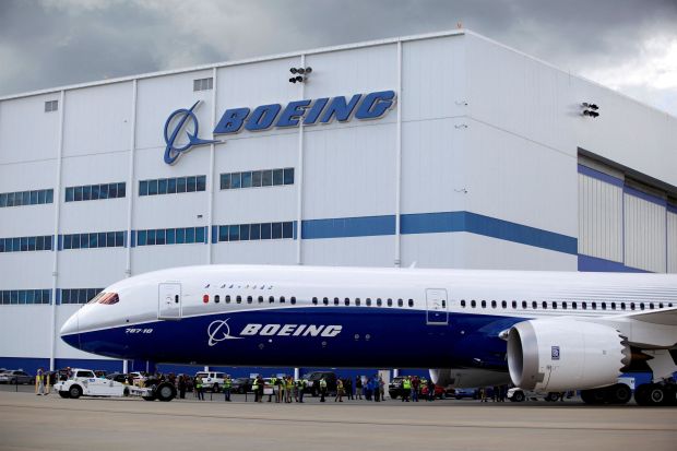 Boeing suspends vaccination requirement for US-based employees