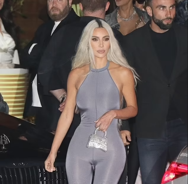 Kim Kardashian Kim Kardashian Shows Off Her Svelte Physique In A